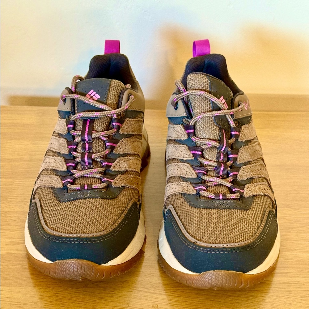 Columbia Brown and Pink Snow Walkers